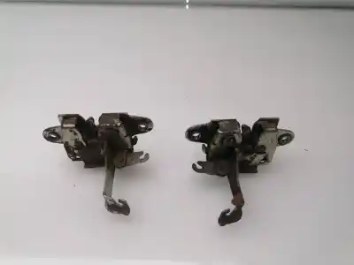 Автозапчастина б/у замок багажника / ворот для toyota hilux (kun) 2.5 turbodiesel посилання на oem iam 657800k020 657900k020 