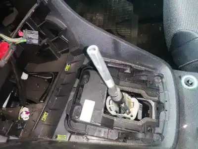 Recambio de automóvil de segunda mano de palanca cambio para seat leon st 2.0 tdi referencias oem iam 5q0711049bl  