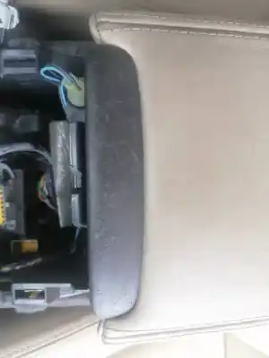 Автозапчасти б/у центральный подлокотник за renault vel satis 3.0 v6 dci turbodiesel ссылки oem iam 7701208199   Автозапчасти б/у центральный подлокотник за renault vel satis 3.0 v6 dci turbodiesel ссылки oem iam 7701208199