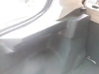 Автозапчастина б/у молдинг для renault vel satis 3.0 v6 dci turbodiesel посилання на oem iam 8200005745  