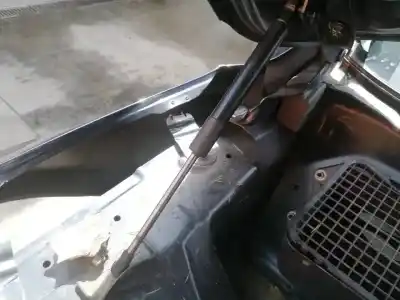 Автозапчасти б/у амортизатор капота за audi q5 2.0 16v tdi ссылки oem iam 8r0823359a 8r0823359a01s