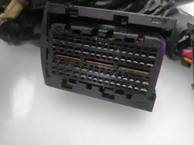 Peça sobressalente para automóvel em segunda mão bateria por audi q5 2.0 16v tdi referências oem iam 8k1971074ed  