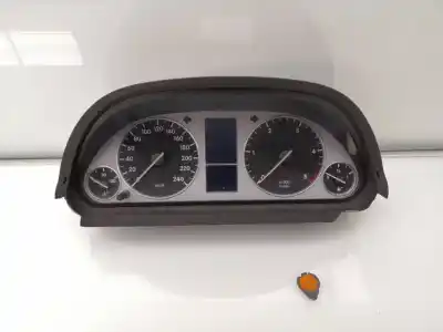 Peça sobressalente para automóvel em segunda mão quadrante por mercedes clase b 2.0 cdi referências oem iam a1695401048