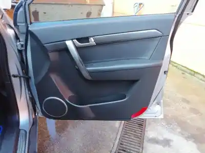 İkinci el araba yedek parçası Sag ön Kapi Kaplamasi için CHEVROLET CAPTIVA 2.0 VCDI LT OEM IAM referansları 96476459  