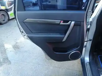 İkinci el araba yedek parçası Arka Sol Kapi Kaplamasi için CHEVROLET CAPTIVA 2.0 VCDI LT OEM IAM referansları 96662627  