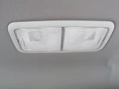 Pièce détachée automobile d'occasion Lumière Intérieure pour TOYOTA AVENSIS SEDÁN 2.0 D-4D (WWT271_) Références OEM IAM 8125005030B0  