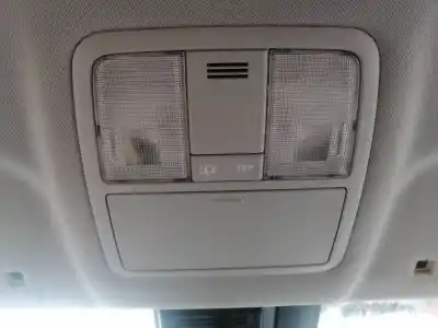 Pièce détachée automobile d'occasion Lumière Intérieure pour TOYOTA AVENSIS SEDÁN 2.0 D-4D (WWT271_) Références OEM IAM 8126005381B0  