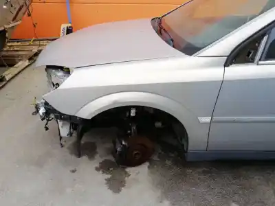 İkinci el araba yedek parçası Sol ön çamurluk için OPEL VECTRA C CARAVAN Elegance OEM IAM referansları 6101346 13185514 