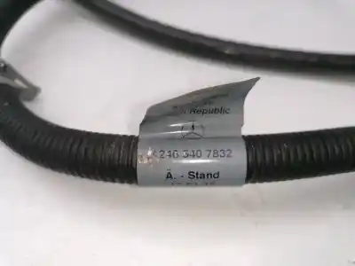 Pièce détachée automobile d'occasion batterie pour mercedes-benz clase a (w176) a 200 blueefficiency (176.043) références oem iam a2465407832  