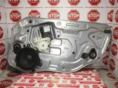 Pièce détachée automobile d'occasion LÉVE GLACE AVANT DROIT pour VOLVO V50 FAMILIAR  Références OEM IAM 992746100  552538