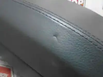 Pezzo di ricambio per auto di seconda mano bracciolo centrale per chevrolet captiva 2.0 vcdi ls riferimenti oem iam   654917