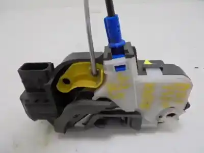 Автозапчасти б/у замок левой передней двери за opel astra j lim. excellence ссылки oem iam 