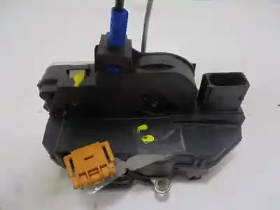 Автозапчасти б/у замок левой передней двери за opel astra j lim. excellence ссылки oem iam   718040