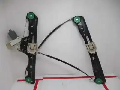 Peça sobressalente para automóvel em segunda mão elevador de vidros dianteiro direito por bmw serie 1 berlina (e81/e87) 120d referências oem iam 0130822227