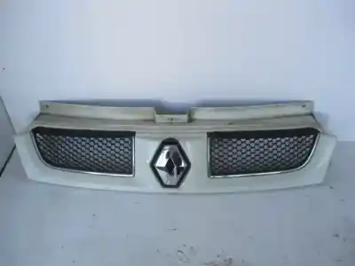 Автозапчастина б/у передня решіта для renault trafic caja cerrada (ab 4.01) doble cabina l1h1 2.7t посилання на oem iam 