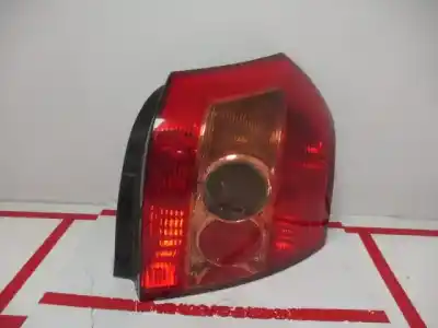 Peça sobressalente para automóvel em segunda mão farolim traseiro direito por toyota corolla (e12) 2.0 d-4d sol berlina referências oem iam 