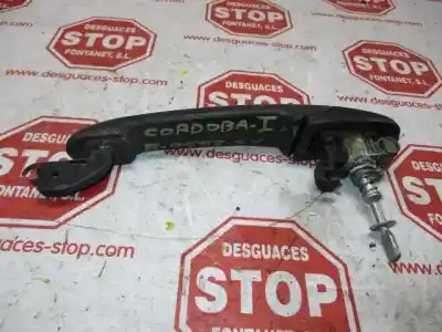 Tweedehands auto-onderdeel BUITENSTE HANDGREEP LINKS VOOR voor SEAT CORDOBA BERLINA (6K2)  OEM IAM-referenties   768022
