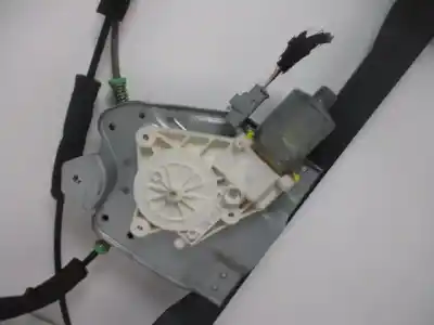 Second-hand car spare part passenger side right window regulator for ssangyong actyon 200 xdi oem iam references   821505