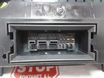 Автозапчастина б/у панель інструментів для volkswagen passat variant (3c5) advance посилання на oem iam 3c0920871e  701586 Автозапчастина б/у панель інструментів для volkswagen passat variant (3c5) advance посилання на oem iam 3c0920871e  701586
