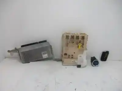 Peça sobressalente para automóvel em segunda mão centralina de motor uce por toyota auris hybrid active referências oem iam 896610zm30