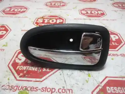 Second-hand car spare part interior right rear handle for hyundai matrix (fc) 1.5 crdi 16v gls oem iam references 