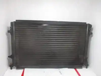 Автозапчастина б/у водяний радіатор для seat leon (1p1) reference посилання на oem iam 1k0121251p  822988