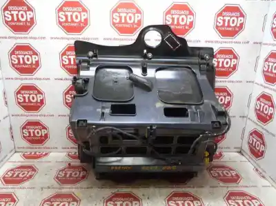 Автозапчастина б/у бардачок для volkswagen passat variant (3c5) advance посилання на oem iam   708543 Автозапчастина б/у бардачок для volkswagen passat variant (3c5) advance посилання на oem iam   708543