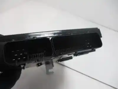 Автозапчастина б/у ебу контролер двигуна для ssangyong tivoli quartz 4x2 посилання на oem iam 1735400532  811575