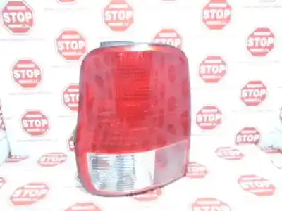 Second-hand car spare part left tailgate light for kia carnival ii 2.9 cdri ex oem iam references   794790