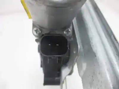 Pièce détachée automobile d'occasion léve glace arrière droit pour ssangyong tivoli quartz 4x2 références oem iam 98840x1010  811614