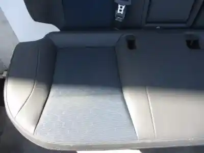 Pièce détachée automobile d'occasion jeu de siège intérieur complet pour ssangyong tivoli quartz 4x2 références oem iam   811617