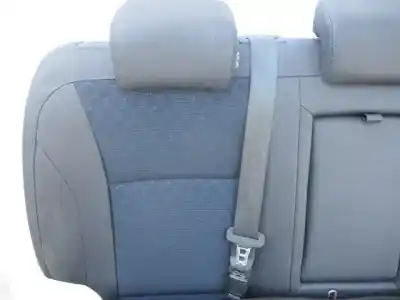 Pièce détachée automobile d'occasion jeu de siège intérieur complet pour ssangyong tivoli quartz 4x2 références oem iam   811617