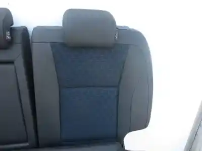 Pièce détachée automobile d'occasion jeu de siège intérieur complet pour ssangyong tivoli quartz 4x2 références oem iam   811617