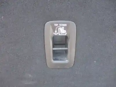 Pièce détachée automobile d'occasion jeu de siège intérieur complet pour ssangyong tivoli quartz 4x2 références oem iam   811617