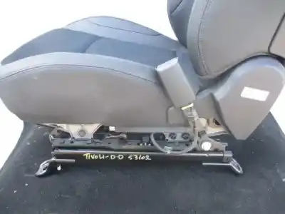 Pièce détachée automobile d'occasion jeu de siège intérieur complet pour ssangyong tivoli quartz 4x2 références oem iam   811617