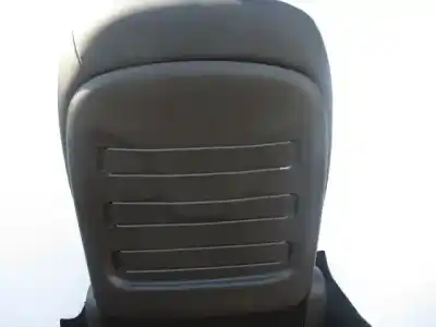 Pièce détachée automobile d'occasion jeu de siège intérieur complet pour ssangyong tivoli quartz 4x2 références oem iam   811617