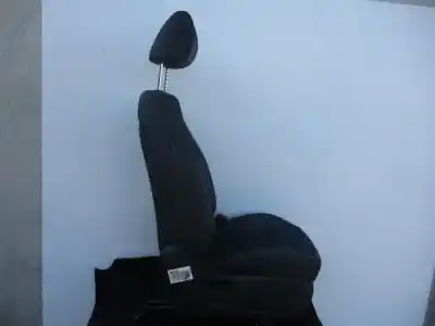 Pièce détachée automobile d'occasion jeu de siège intérieur complet pour ssangyong tivoli quartz 4x2 références oem iam   811617