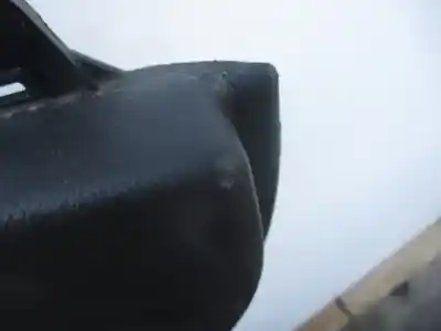 Pièce détachée automobile d'occasion jeu de siège intérieur complet pour ssangyong tivoli quartz 4x2 références oem iam   811617