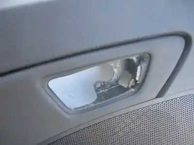 Pièce détachée automobile d'occasion jeu de siège intérieur complet pour ssangyong tivoli quartz 4x2 références oem iam   811617