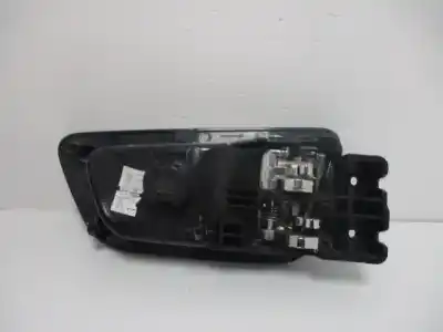 Second-hand car spare part interior left front handle for ssangyong tivoli quartz 4x2 oem iam references   811623