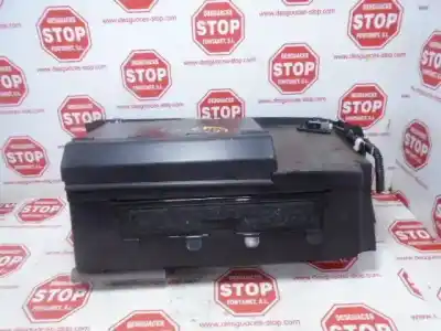 Автозапчастина б/у бардачок для lexus is200 (ds2/is2) 220d посилання на oem iam   796121