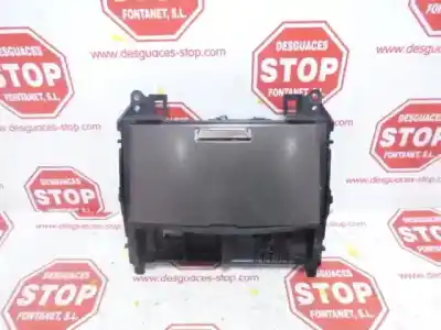 Автозапчастина б/у попільничка для lexus is200 (ds2/is2) 220d посилання на oem iam 1a421032g