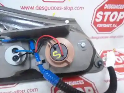 Second-hand car spare part interior rear right light for lexus is200 (ds2/is2) 220d oem iam references   796233