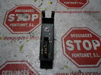 Pièce détachée automobile d'occasion commande de lève vitre avant droit pour bmw serie 3 compact (e46) 320td références oem iam 6902176  747661