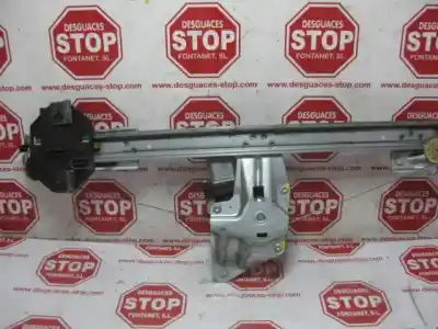 Second-hand car spare part driver left window regulator for dacia sandero ambiance oem iam references 807213282r