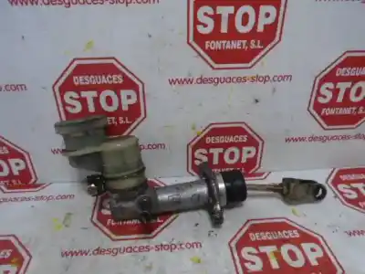Pezzo di ricambio per auto di seconda mano pompa frizione per ssangyong rexton 270 xdi limited riferimenti oem iam   800228