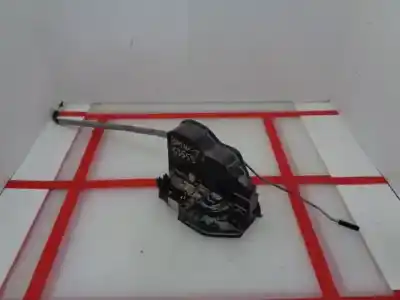 Peça sobressalente para automóvel em segunda mão fechadura da porta traseira esquerda por bmw serie 1 berlina (e81/e87) 118d referências oem iam 7167069