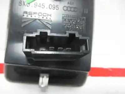 Автозапчастина б/у внутрішне світло для audi a1 (8x) ambition посилання на oem iam 8x0945095  825128 Автозапчастина б/у внутрішне світло для audi a1 (8x) ambition посилання на oem iam 8x0945095  825128