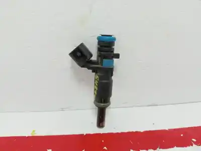 Second-hand car spare part INJECTOR for OPEL ASTRA J LIM.  OEM IAM references 55562599  832670