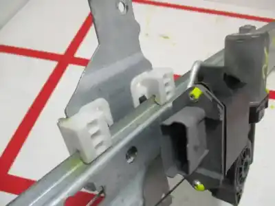 Peça sobressalente para automóvel em segunda mão elevador de vidros traseiro esquerdo por peugeot 3008 premium referências oem iam 9682808780  832215